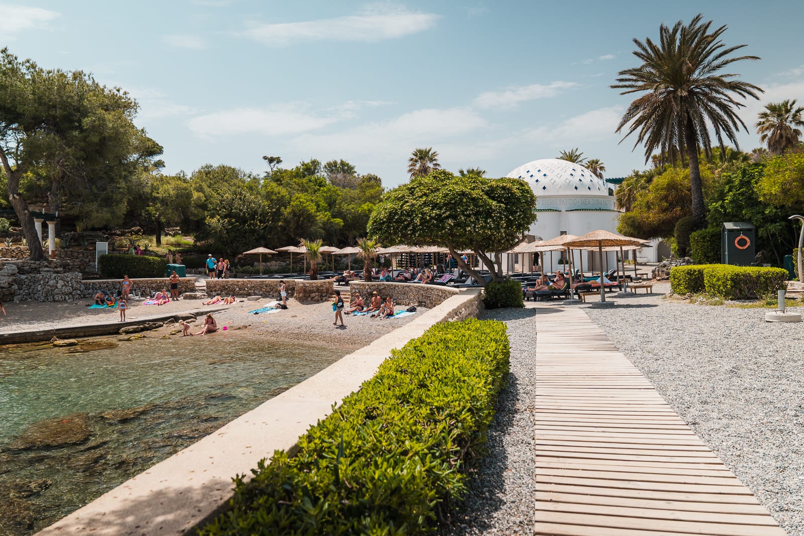 beach and boardwalk at Kalithea springs