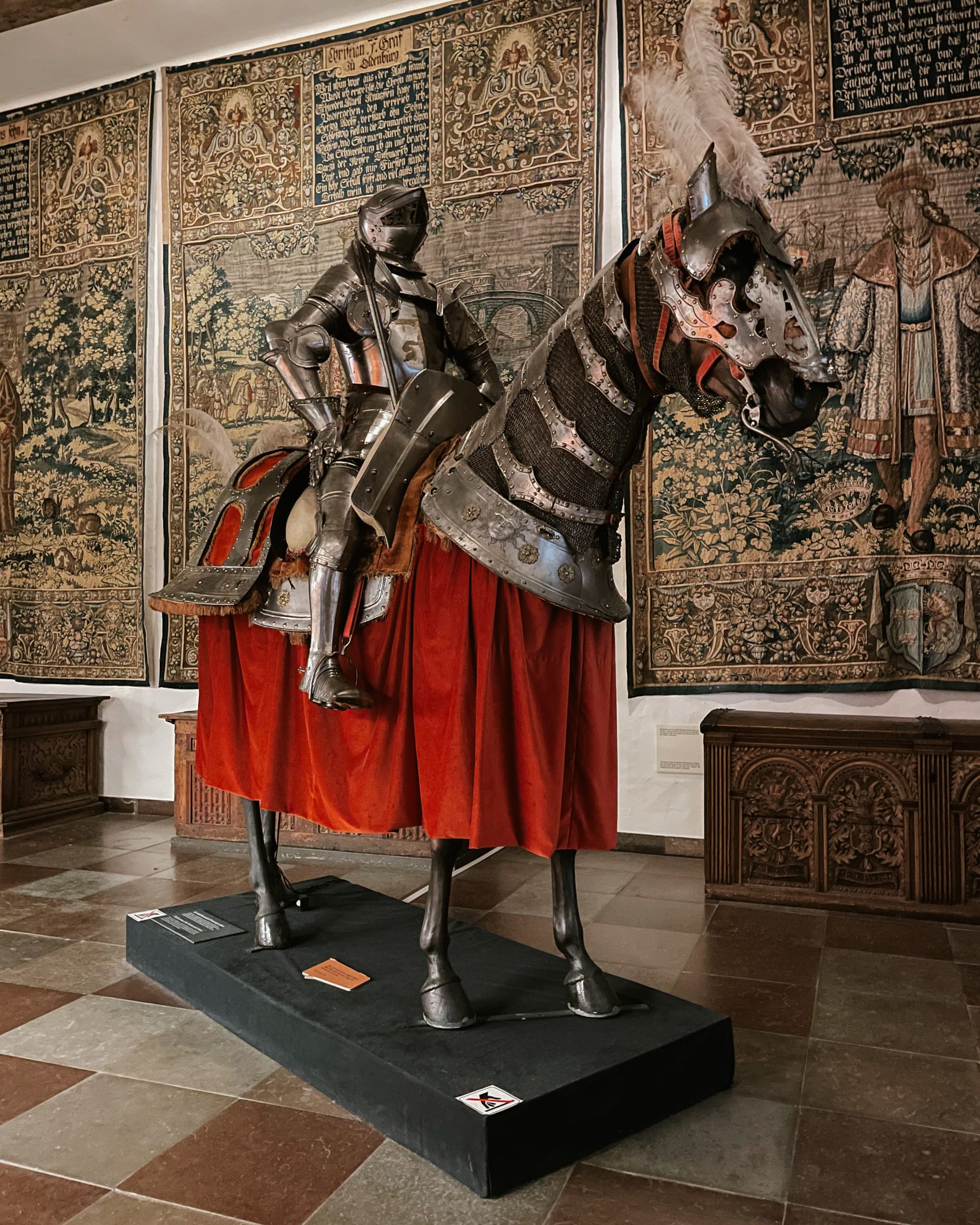 display horse and soldier at the national museum of denmark