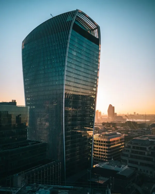 Top 8 Stunning Rooftop Views in London (Free & Budget-Friendly!)